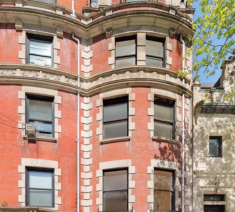 1st image of 627 W End Ave