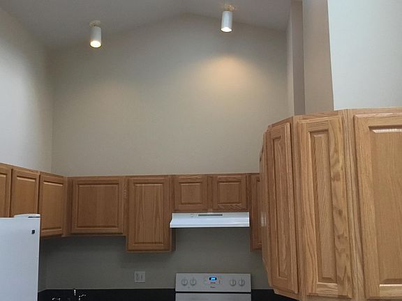 2nd image of 23435 Mahoney Ct #167