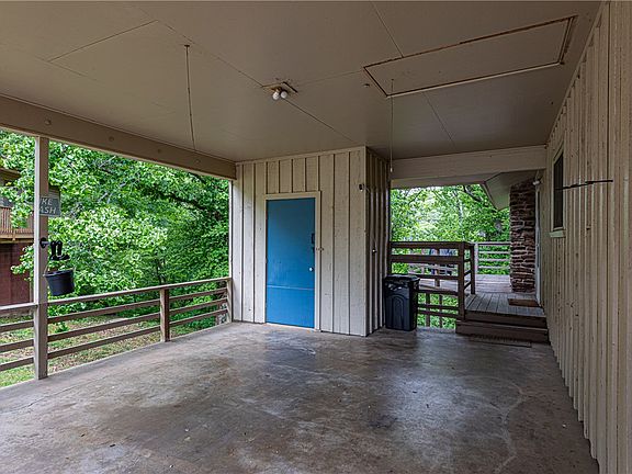 3rd image of 53 Hope Dr