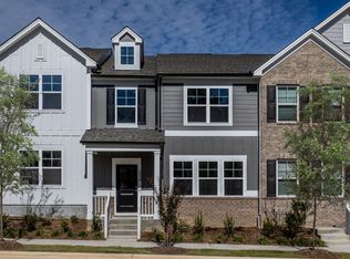 453 Parker Station Ave, Fuquay Varina, NC 27526
