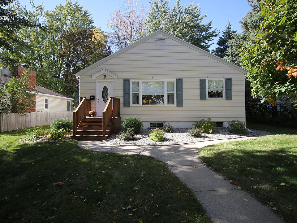 1st image of 1308 Douglas St