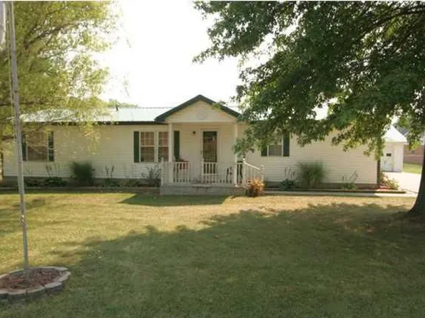 5330 E Jackson St, Dubois, IN 47527