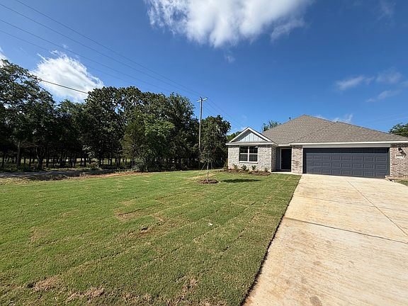2nd image of 3927 Rose Hill Ct