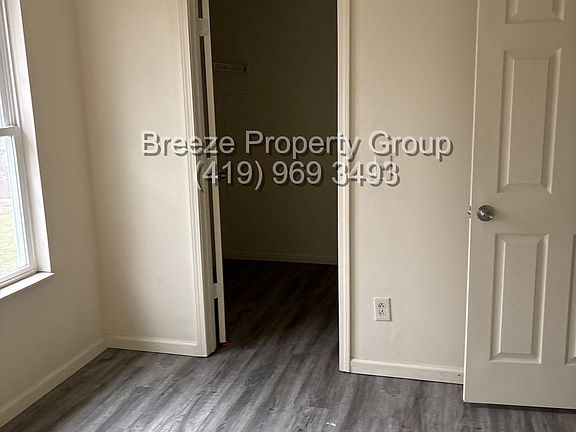 4th image of 434 Chicago Ave