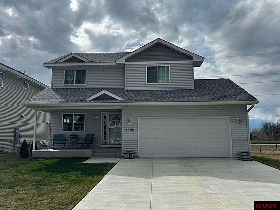 3rd image of 1805 Bluestem Dr