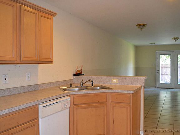 4th image of 11831 E Galwan Cir