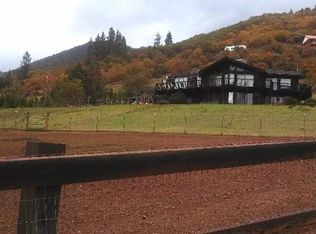 1283 Board Shanty Creek Rd, Grants Pass, OR 97527