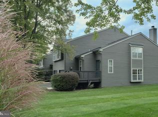 12 A Andover Cir, Princeton, NJ 08540