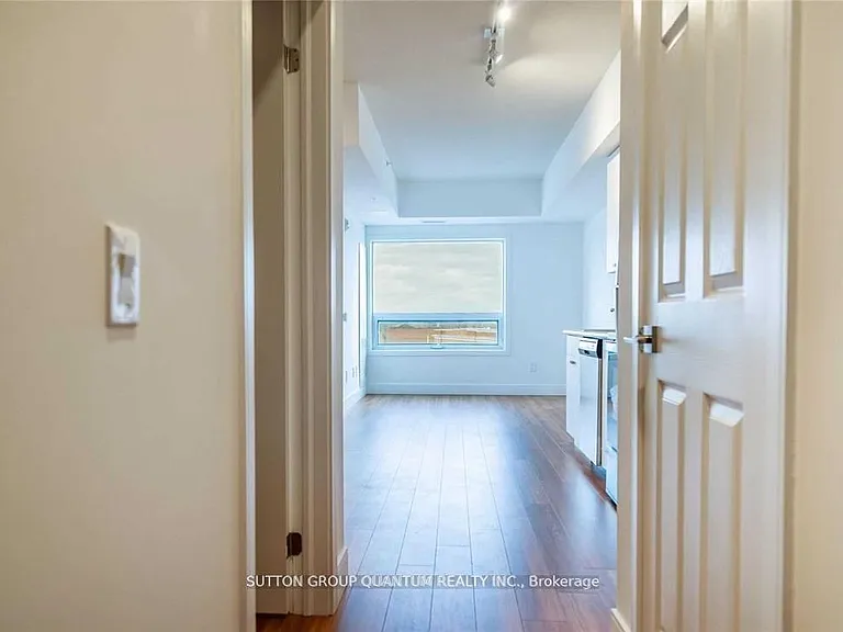 1 Wellington St #712 — Photo 18