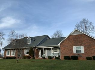 2369 Trail Ln, Lenoir, NC 28645