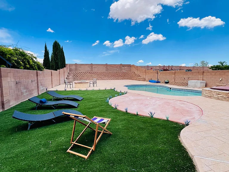 1424 Jemez Loop NE — Photo 16