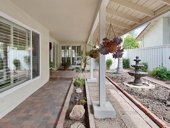2nd image of 1668 S Camberwell Pl