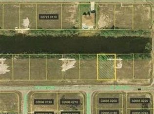 9 NW 19th Ter, Cape Coral, FL 33993
