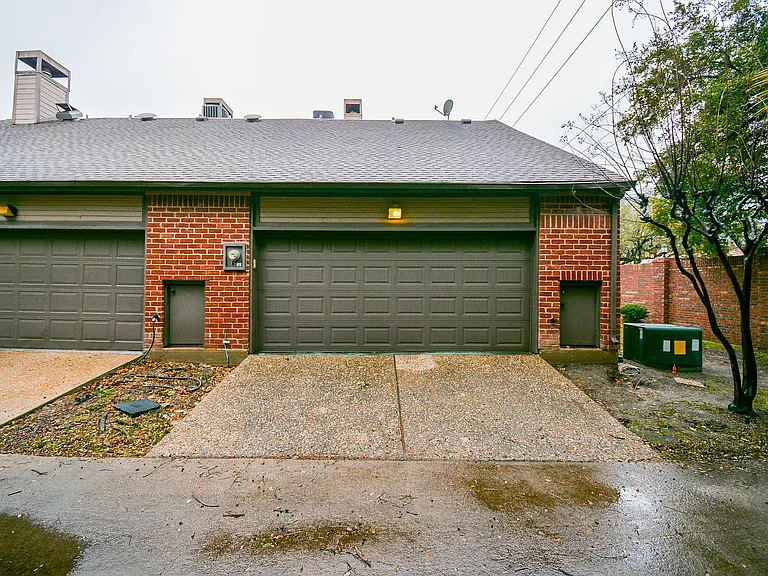 7447 Cambridge St #115 — Photo 3