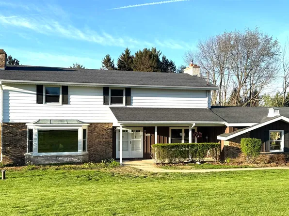W2268 Ledgeview Rd, Green Lake, WI 54941