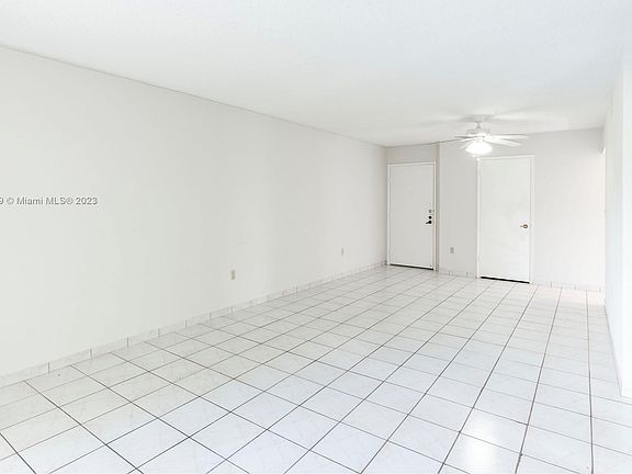 5th image of 706 NW 87th Ave APT 205