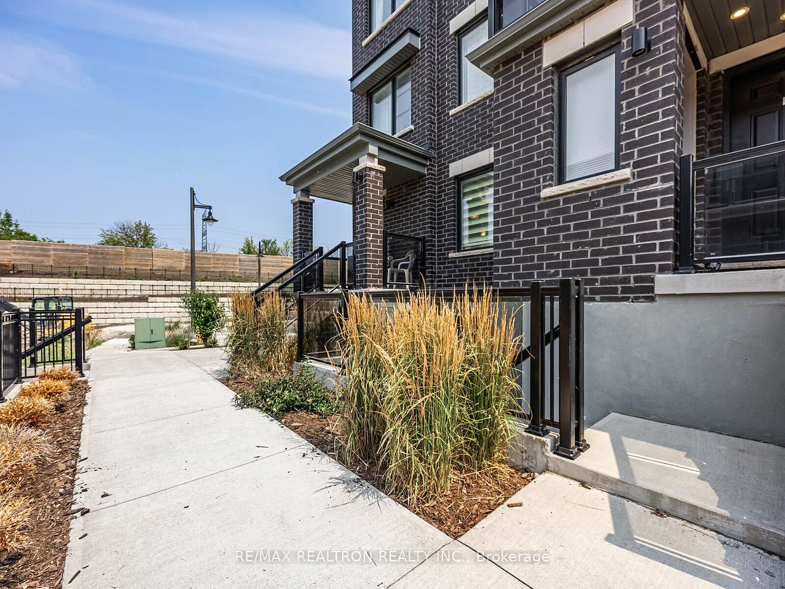 1 bed, $1,900 — Photo 1