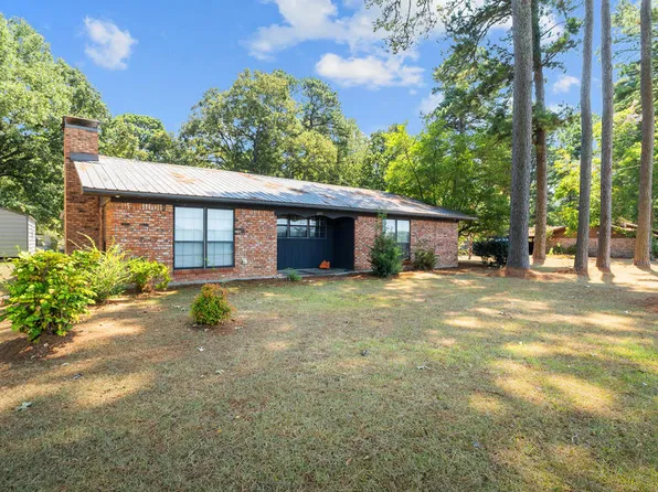 2833 Highway 174 S, Hope, AR 71801