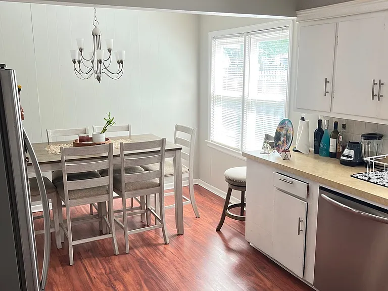 11615 W 68th Pl — Photo 8