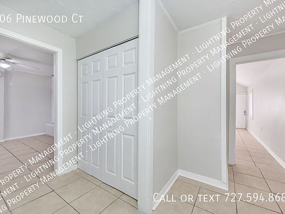 5th image of 406 Pinewood Ct
