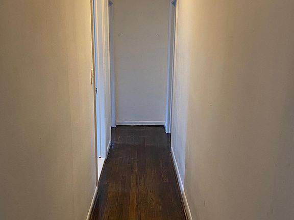 3rd image of 21230 Waldron St
