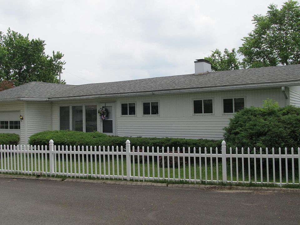 1st image of 149 Hutchinson Dr