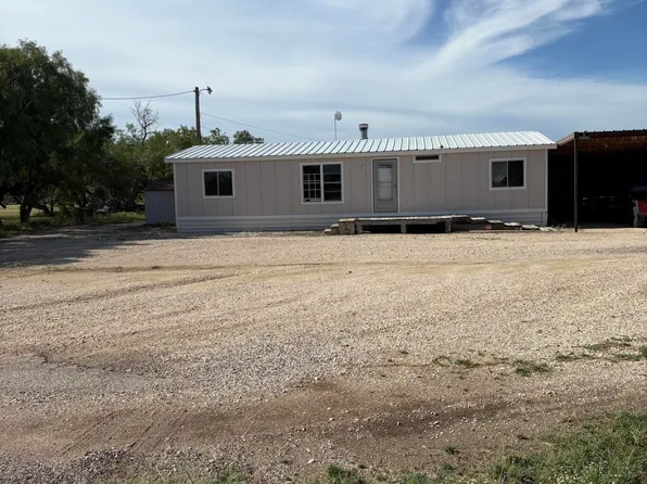 1294 W Moss St, Eden, TX 76866