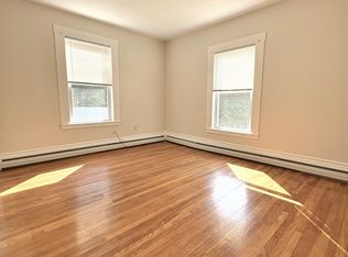 42 Preston St APT 4, Danvers, MA 01923