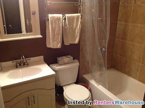 4th image of W169N11518 Biscayne Dr