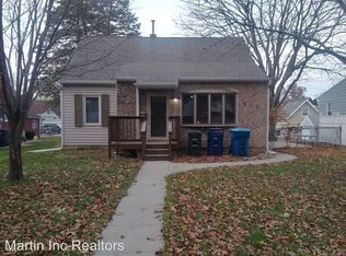 813 Bourland Ave, Waterloo, IA 50702