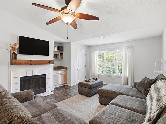 2nd image of 2011 N Highway 17 Unit 2200I