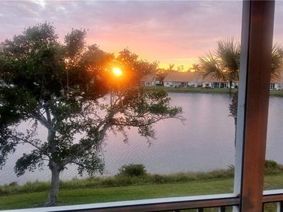 186 Gabriel CIR #8, Naples, FL, 34104