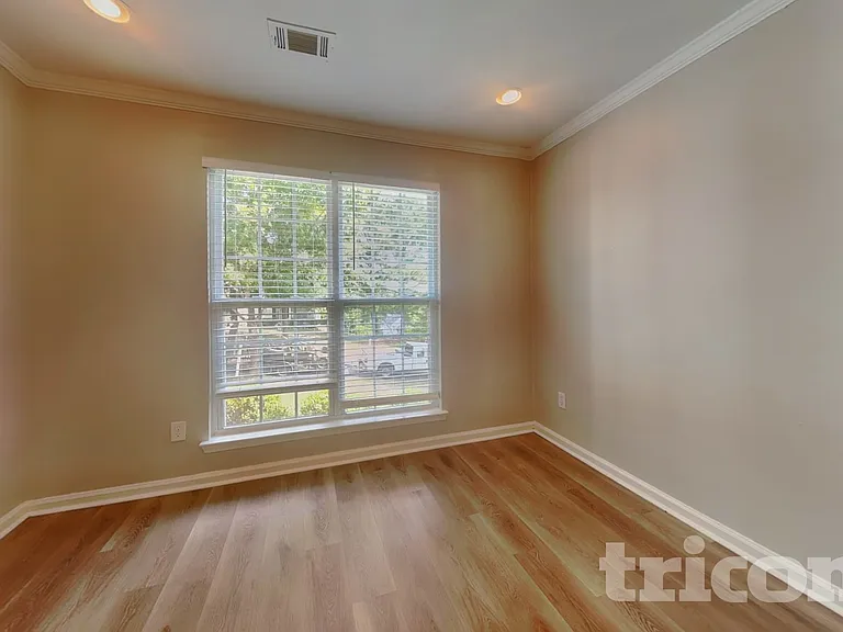 5412 Village Rdg — Photo 2
