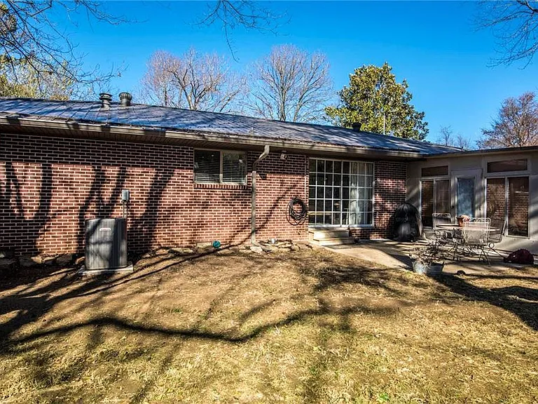 3252 N Old Wire Rd — Photo 15
