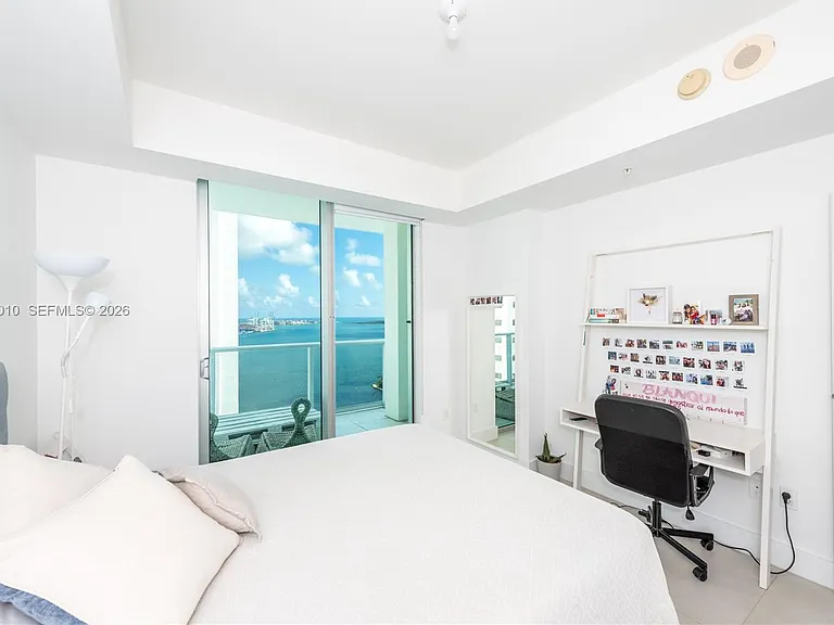 300 S Biscayne Blvd #T-2814 — Photo 17