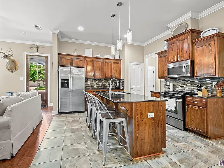 7611 Ibiza Dr — Photo 9