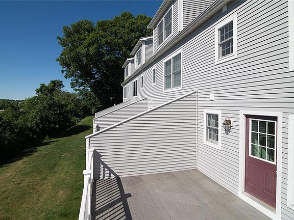 3rd image of 86 S Brow St
