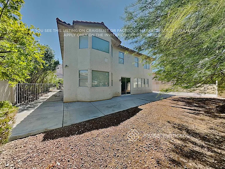 915 Golden Poppy St — Photo 25