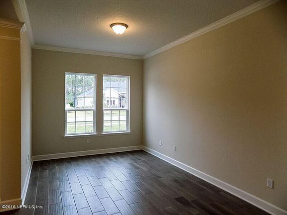 4th image of 220 Oxford Estates Way