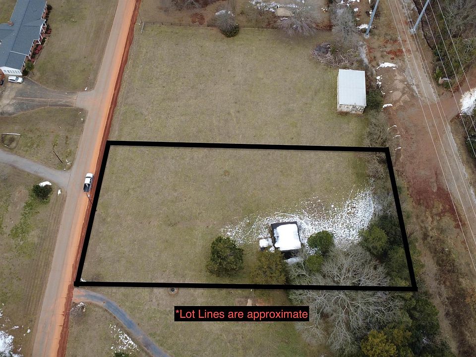 1st image of 667 Canterbury Rd