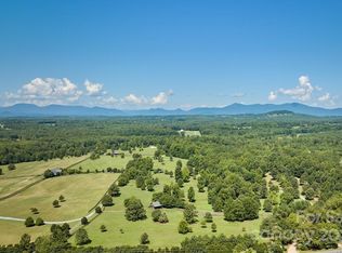 800 & 886 Collinsville Rd, Columbus, NC 28722