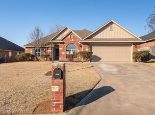 229 Skagway Ln, Barling, AR 72923