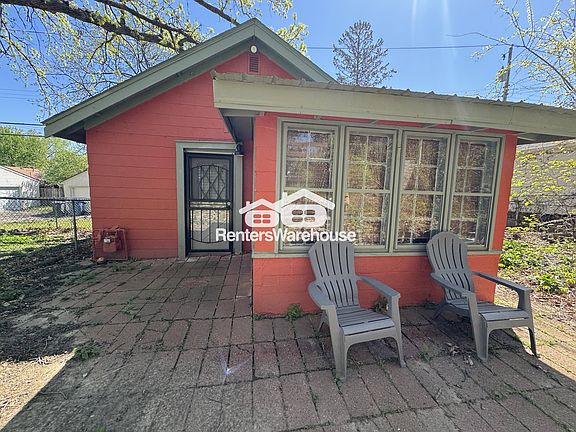 2nd image of 3422 Washburn Ave N #N