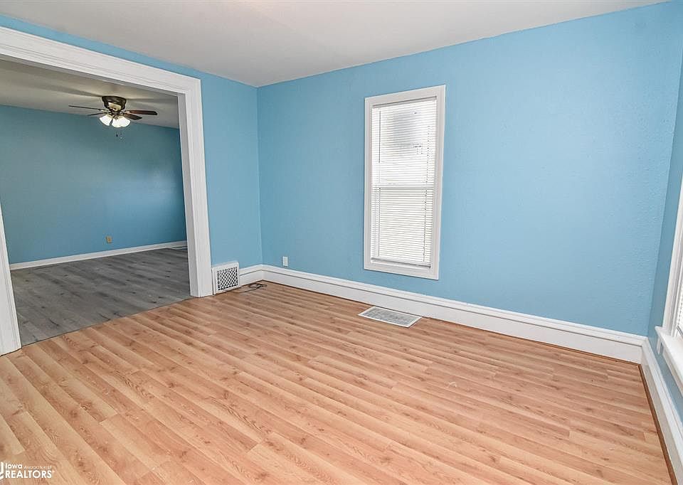 803 W Nevada St, Marshalltown, IA 50158 MLS 6307106 Zillow