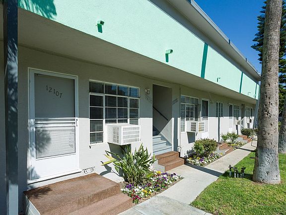 2nd image of 12107 Emelita St #12107