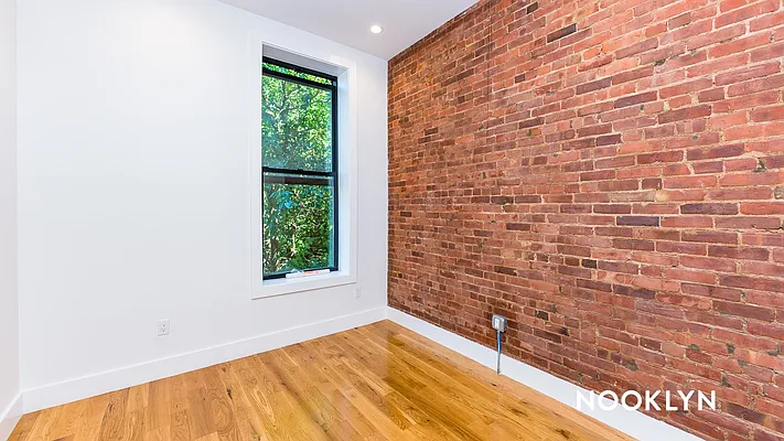 Rented by Nooklyn NYC LLC | media 47