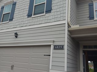 6835 Lake Overlook Ln, Flowery Branch, GA 30542