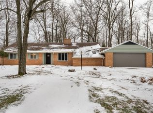 24270 Hermitage Rd, Shaker Heights, OH 44122