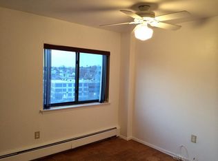 44 S Main St APT 6, Lodi, NJ 07644