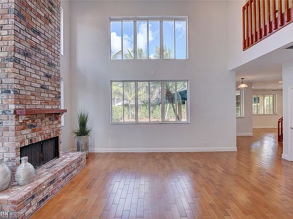 013952EE-5F04-4FA7-A38D-2D50719E3FA3